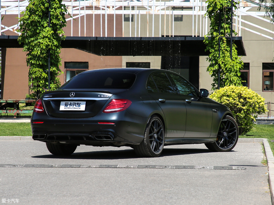 2017AMG E AMG E 63 S 4MATIC+ ر