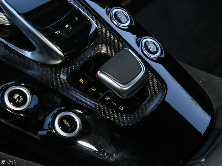 梅赛德斯-AMG2017款AMG GT