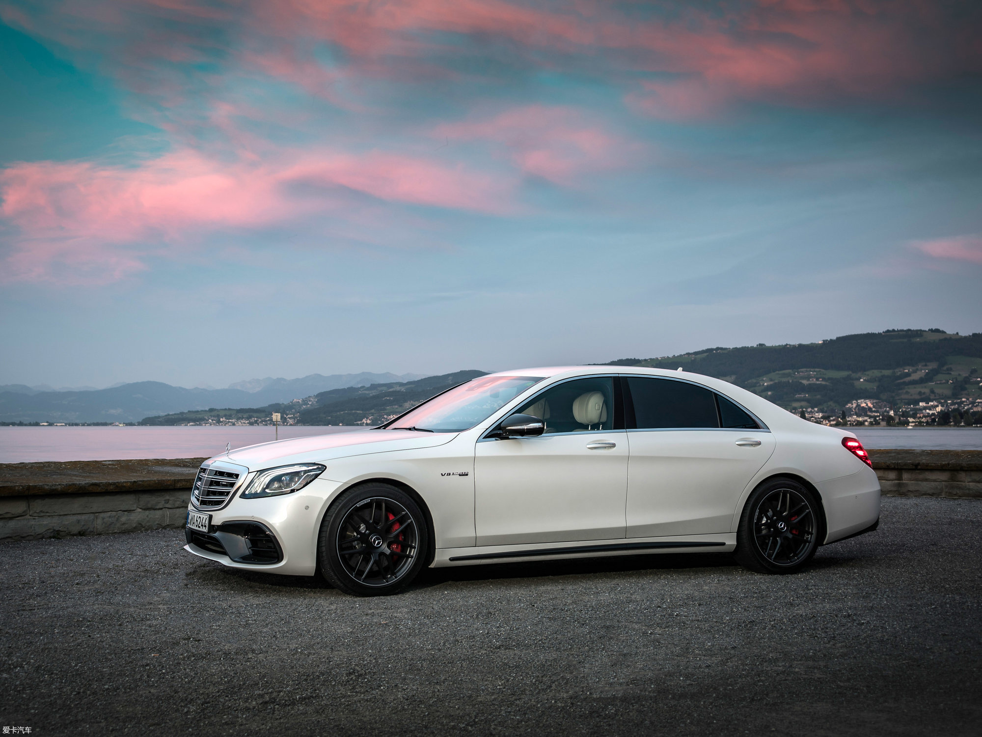爱卡首页 汽车图片 奔驰 amg s级 2018款amg s 63 4matic   2019款amg