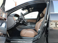 空间座椅AMG S级前排空间