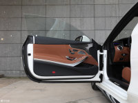 空间座椅AMG S级双门驾驶位车门
