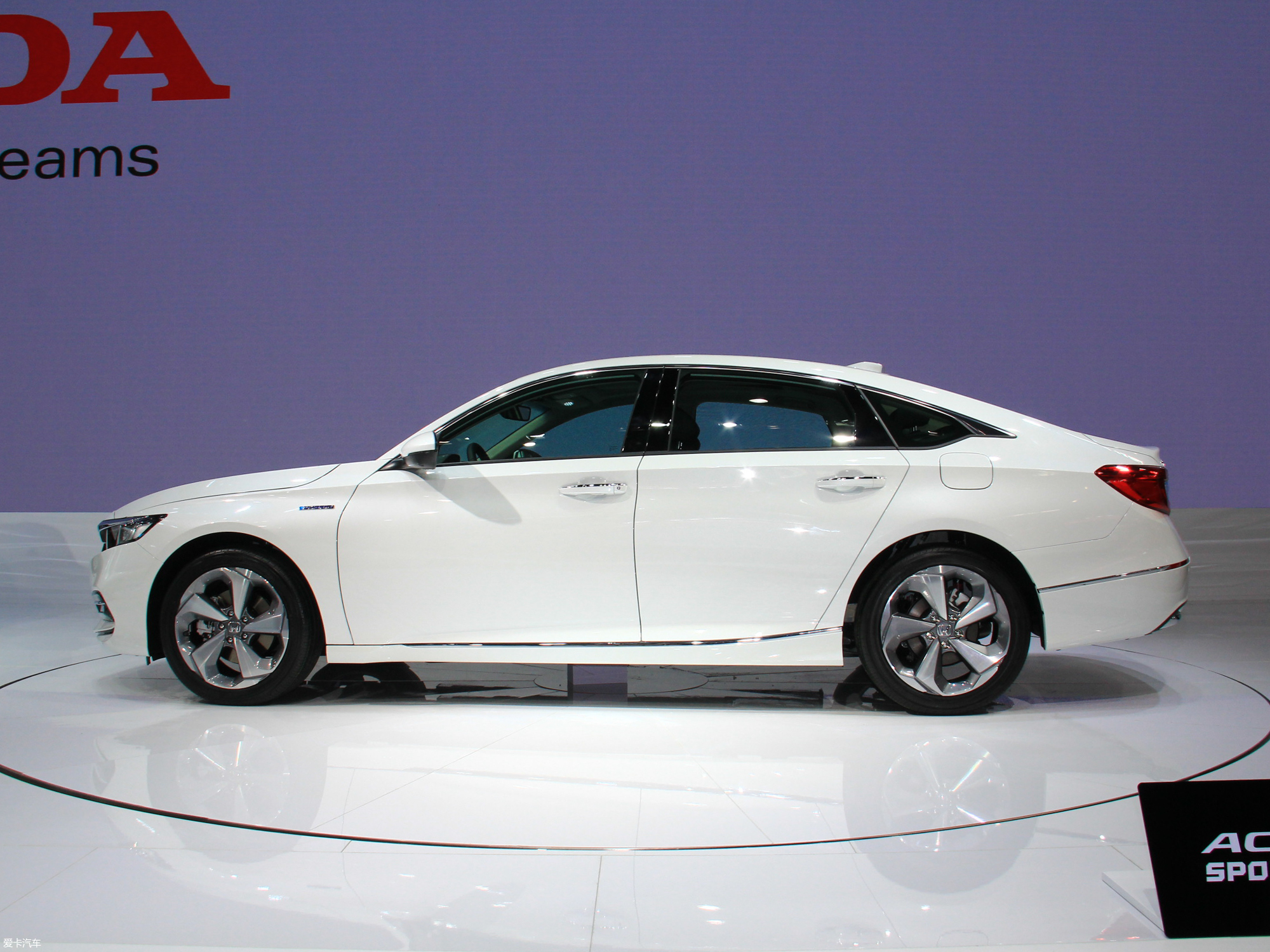 0l 锐酷版 国v  2018款雅阁锐·混动 2.0l 锐酷版 国vi 2.