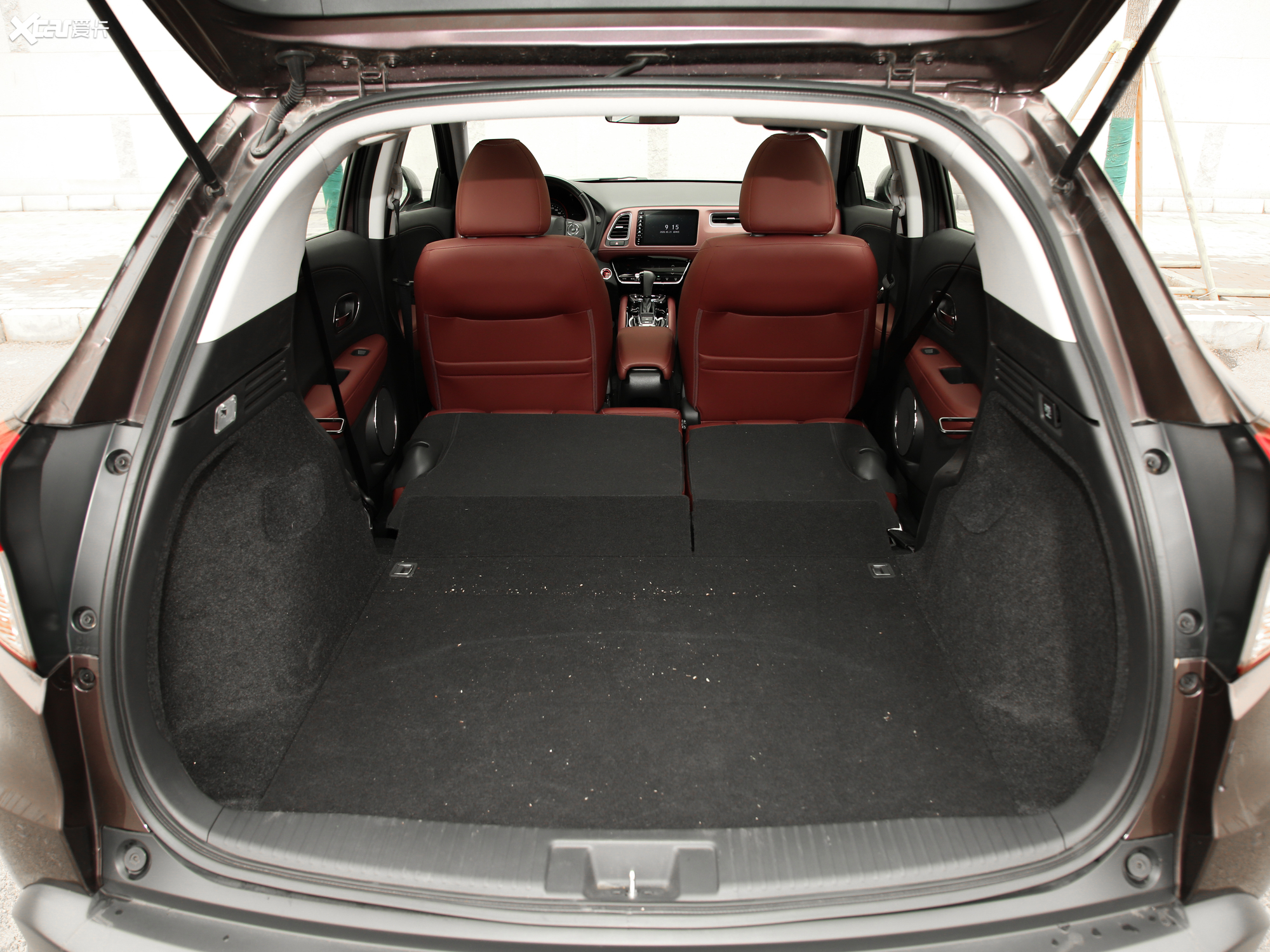 2020款220 turbo cvt旗舰版