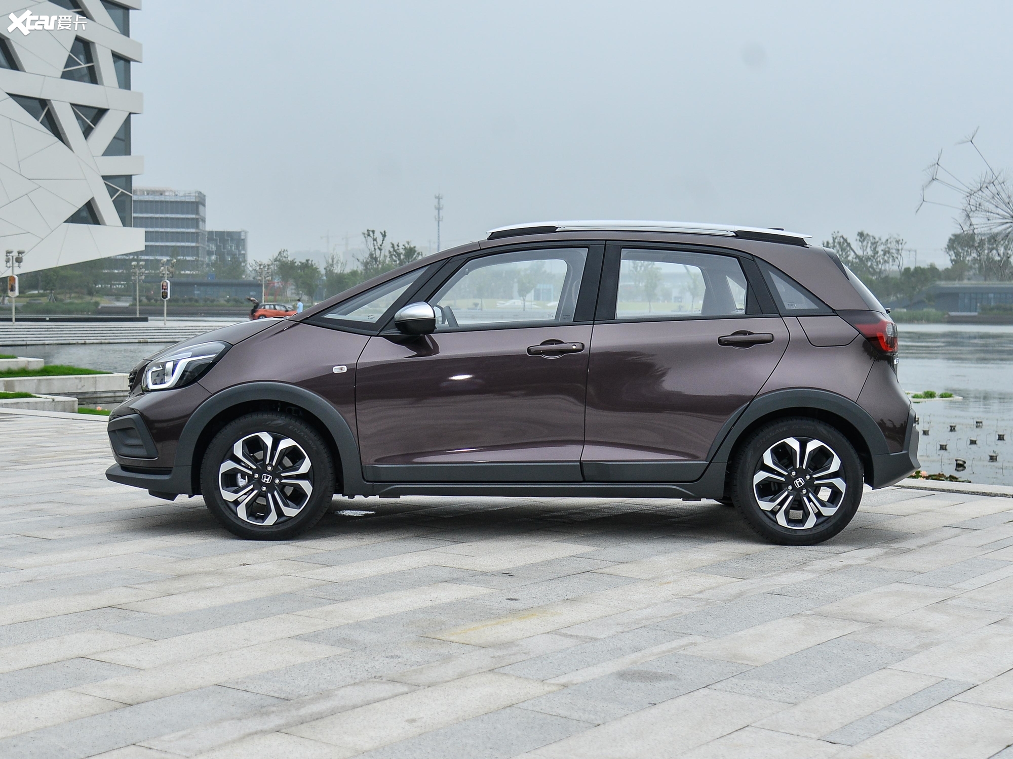 5l cvt潮越max版  2021款飞度 1.5l cvt潮越max版 1.5l cvt潮跑pro版