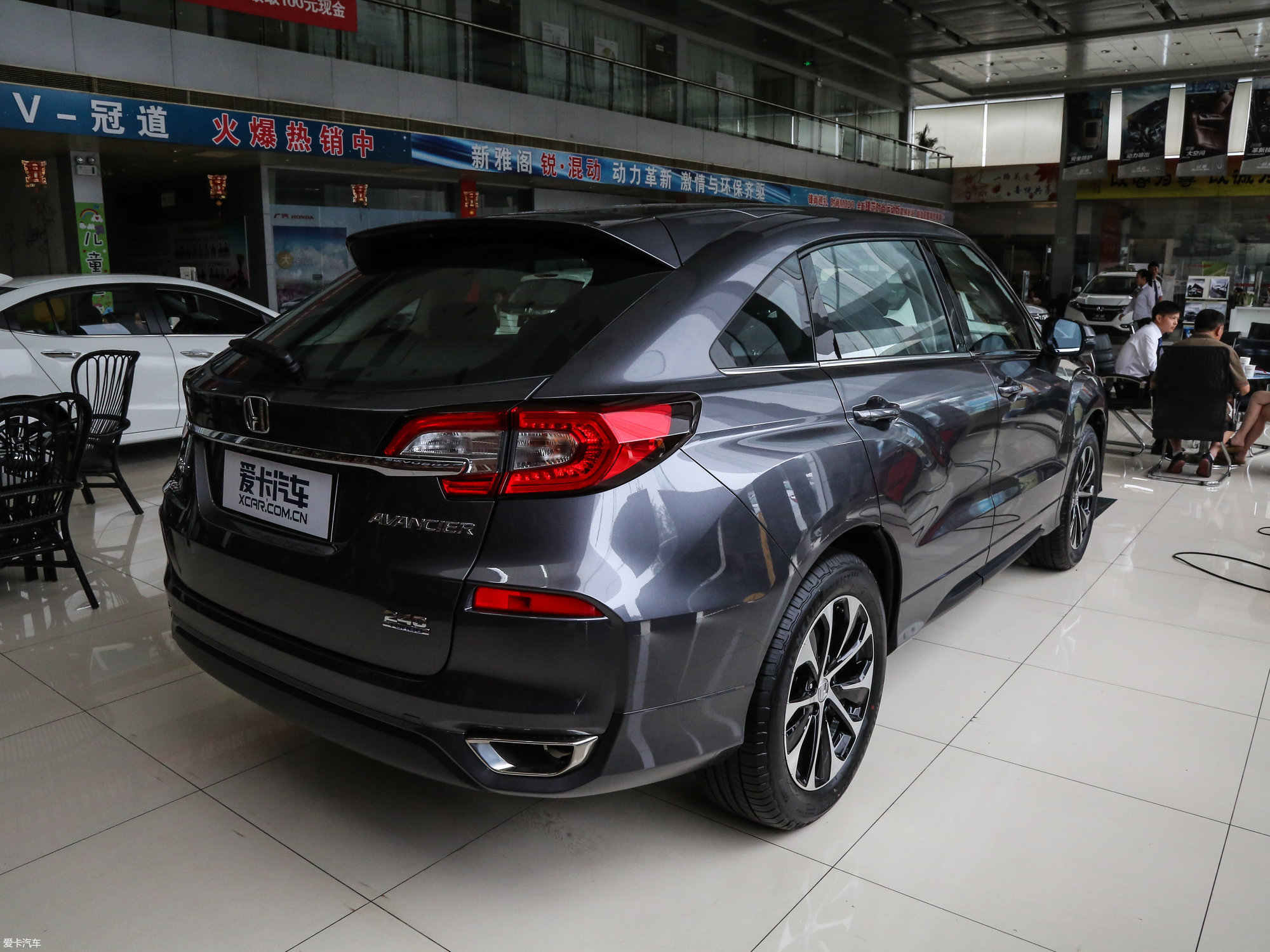 爱卡首页 汽车图片 本田 冠道 2017款240turbo 两驱豪华版  2019款