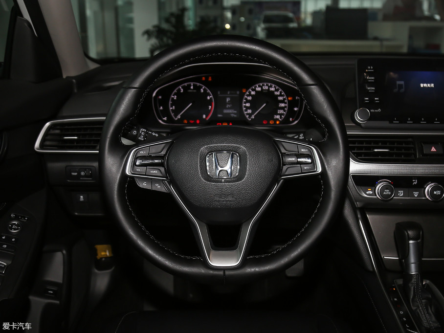 2018款雅阁260turbo