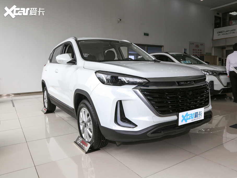 2019款北京x3 1.5t 手动荣耀版