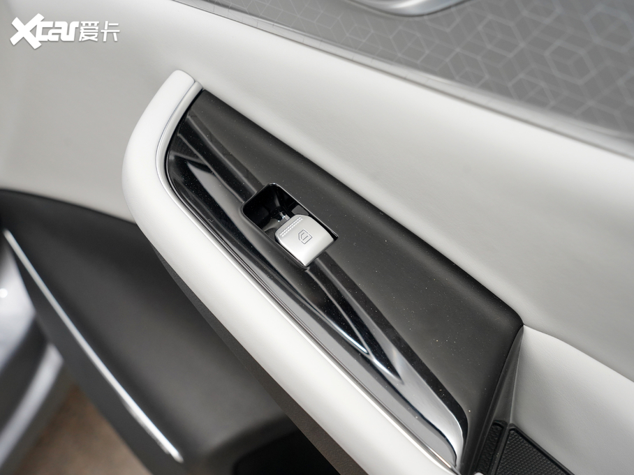 2020款 BEIJING-X7新能源 PHEV 致潮版