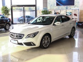 2014����D60 