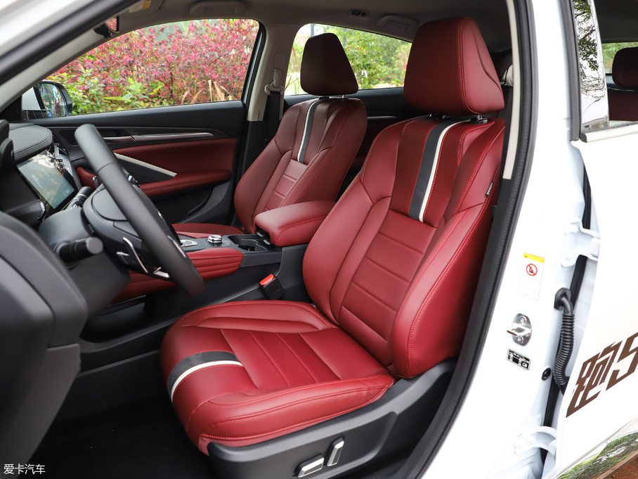 2019款哈弗f7x1.4t 顶配