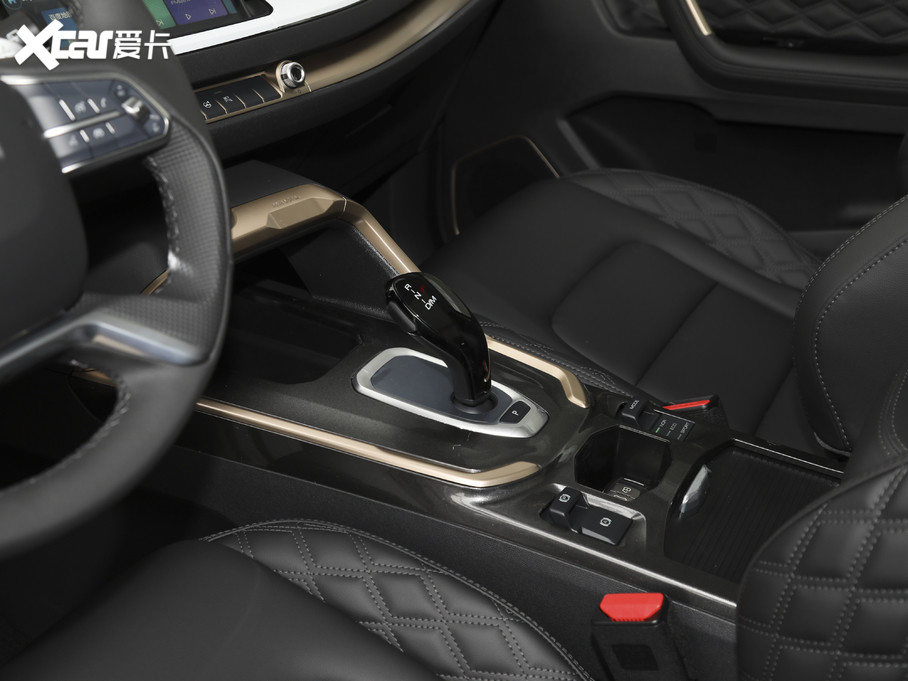 2021款哈弗h6第二代 1.5t 自动冠军版