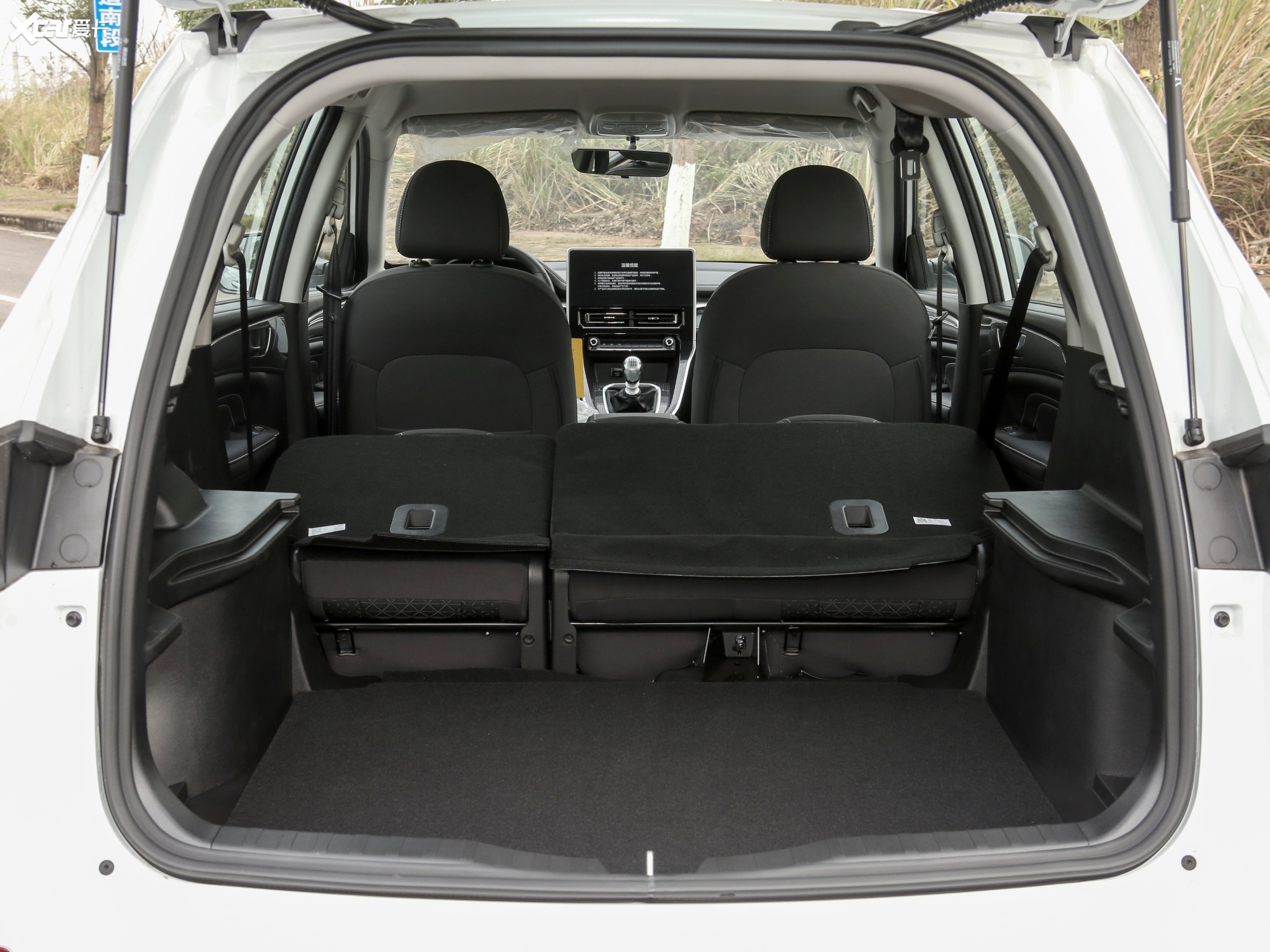 5t 手动豪华智联型_空间座椅_76/599张图片】_汽车图片大全_爱卡汽车