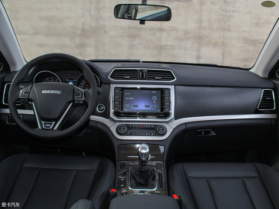 2016款哈弗h6 coupe1.5t 手动两驱精英型