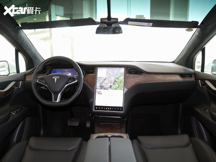 【2021款model x长续航升级版_中控区_1/105张图片】_汽车图片大全
