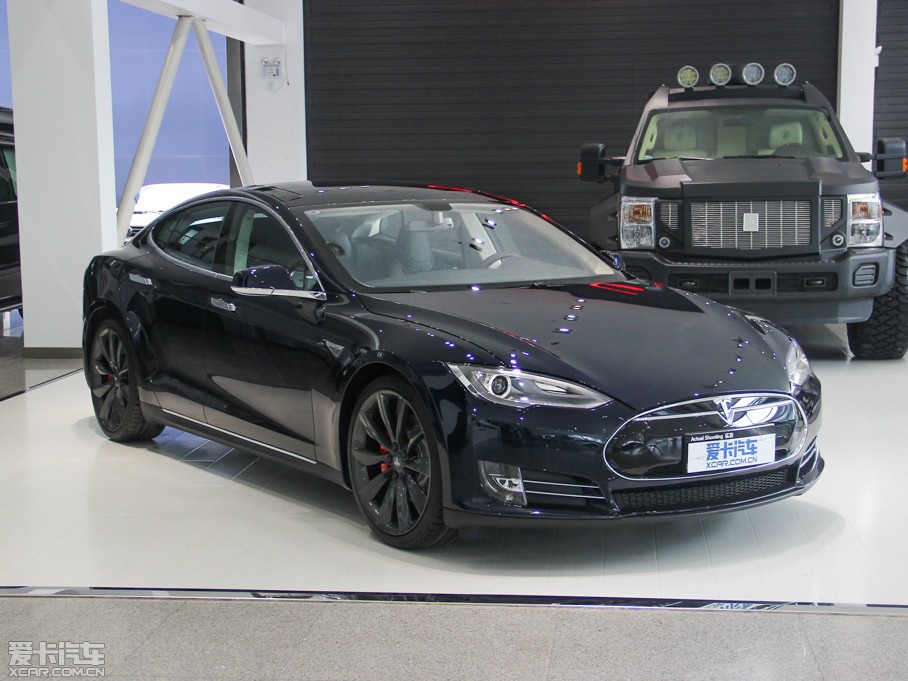 2014MODEL S P85