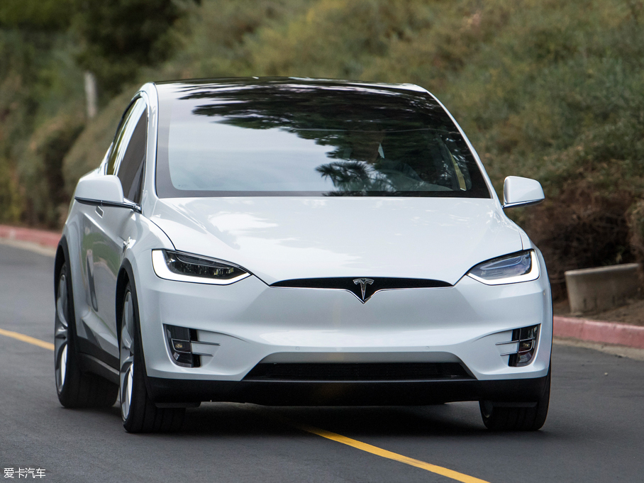 2016Model X 90D