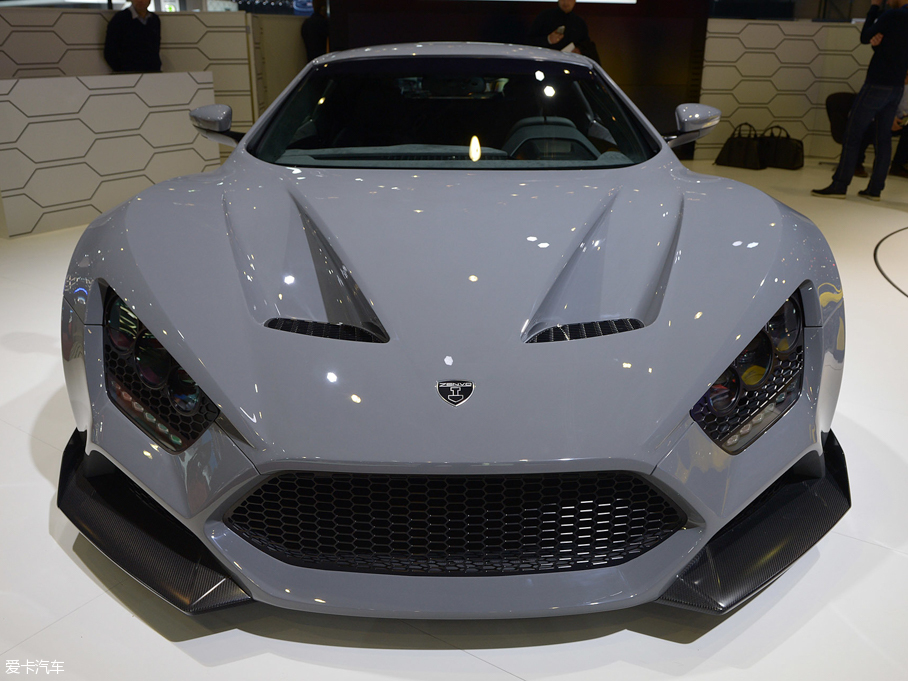 2016Zenvo TS1