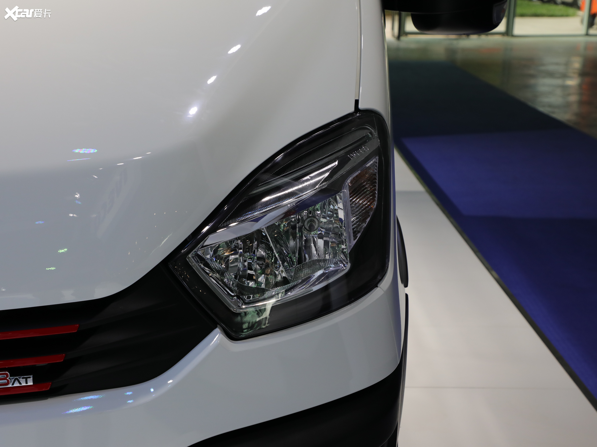 0t 自动挡 短轴低顶 侧拉门_细节外观_1/127张图片】_汽车图片大全