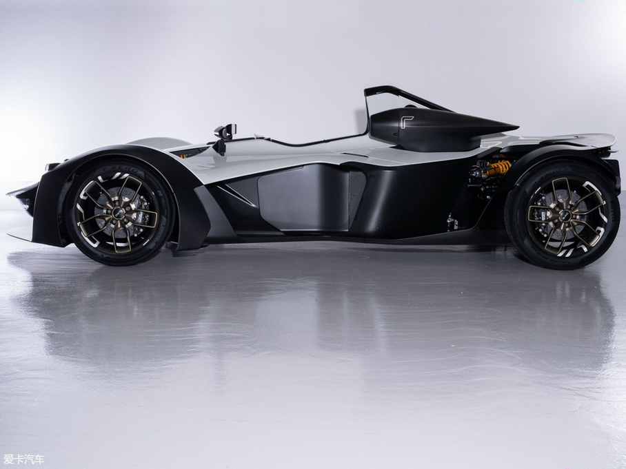 2019BAC Mono R