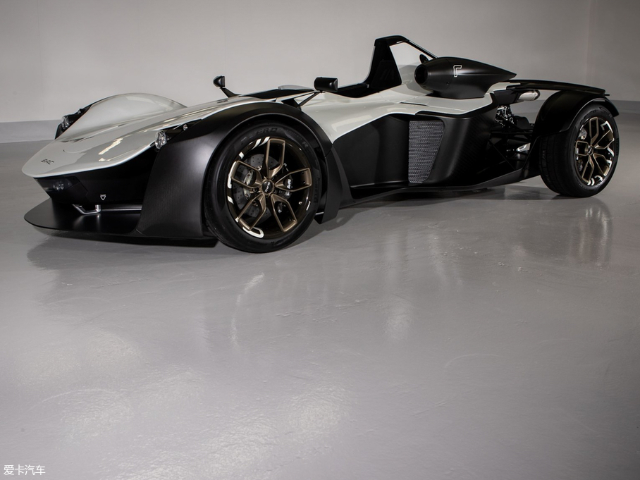 2019BAC Mono R