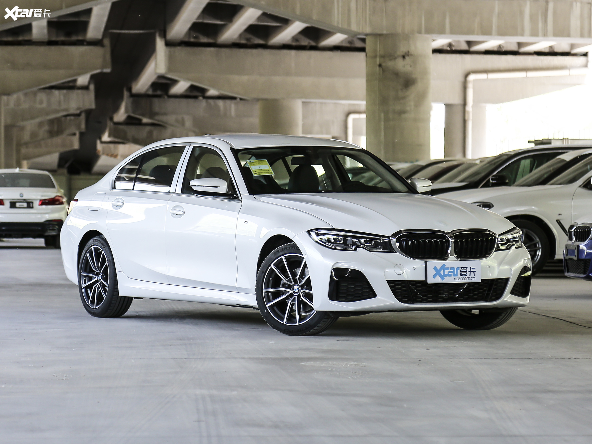 【2020款宝马3系改款 325li m运动套装_整体外观_31/3581张图片】