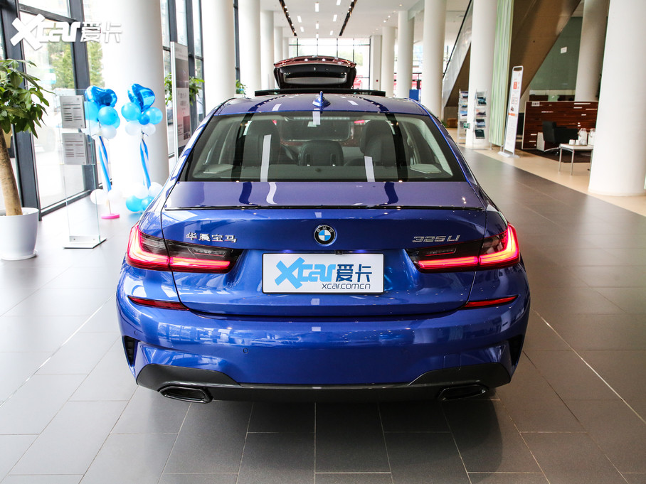 【2020款宝马3系改款 325li m运动曜夜套装_整体外观_5/3581张图片】