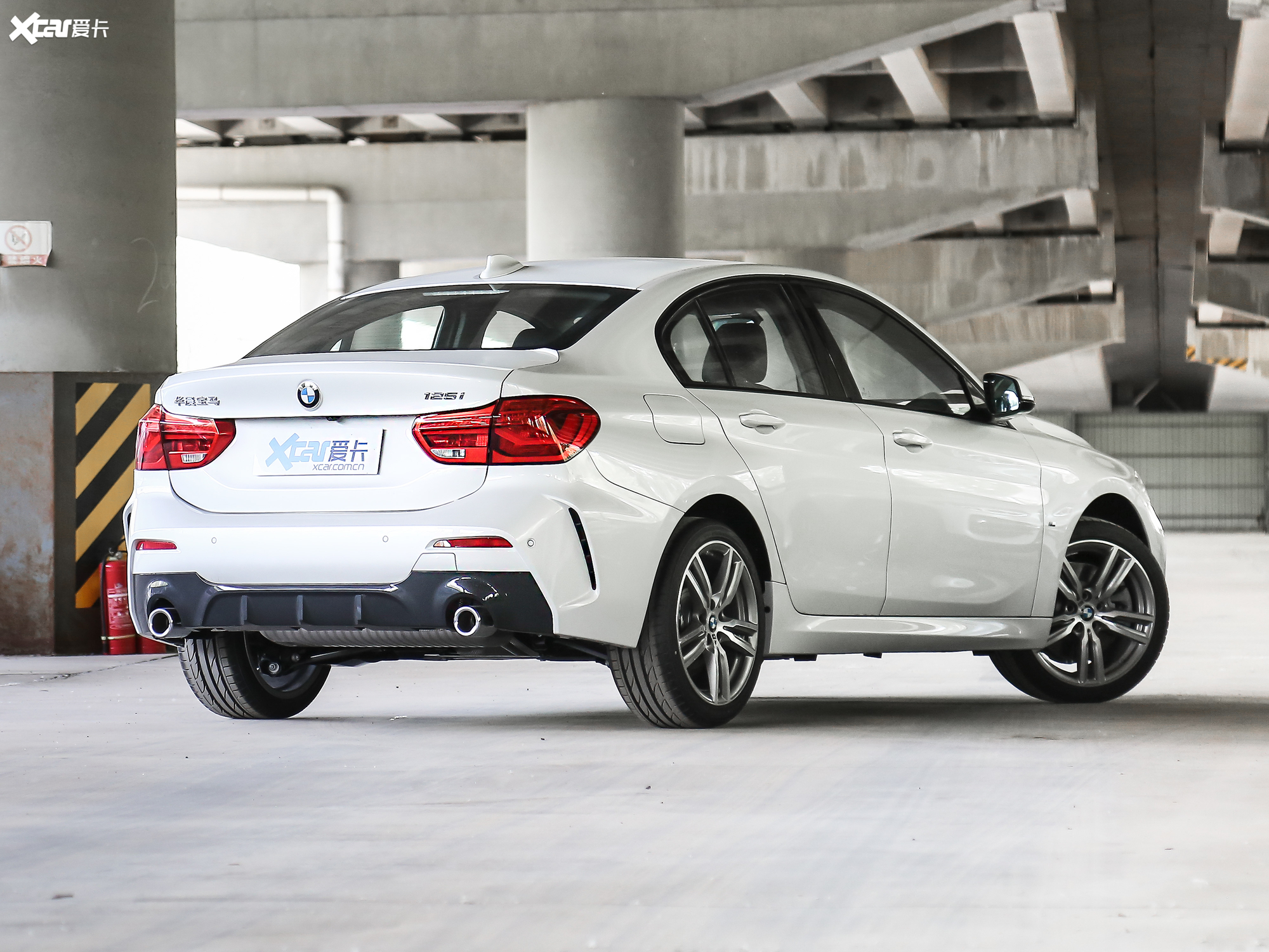 【2020款宝马1系125i 领先型m运动套装_整体外观_14/353张图片】_汽车