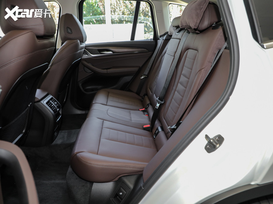 【2021款宝马x3xdrive28i 豪华套装 _空间座椅_5/326张图片】_汽车