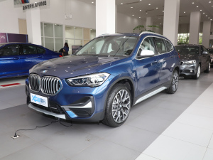 2021Ŀ xDrive25Li  ǰ45