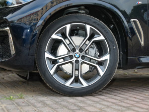 2022款改款 xDrive 40Li M运动套装 轮圈