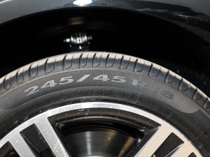 2023款530Li xDrive 豪华套装 轮胎尺寸