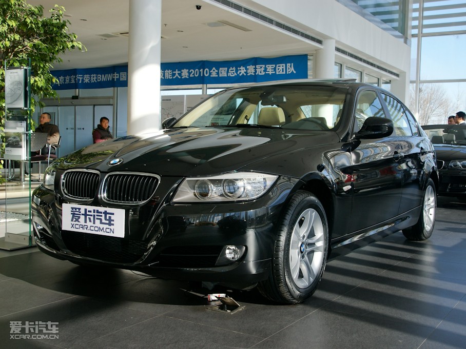 20113ϵ 320i ʱа