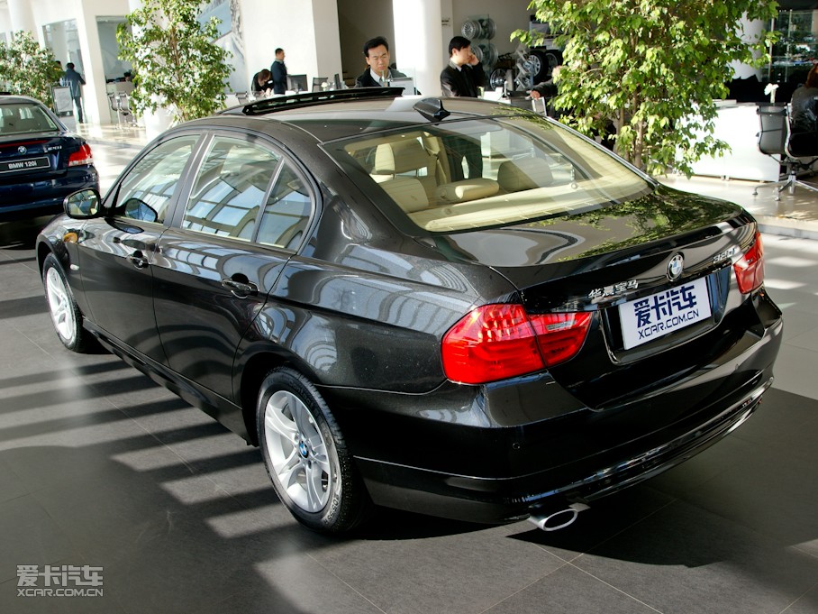 20113ϵ 320i ʱа