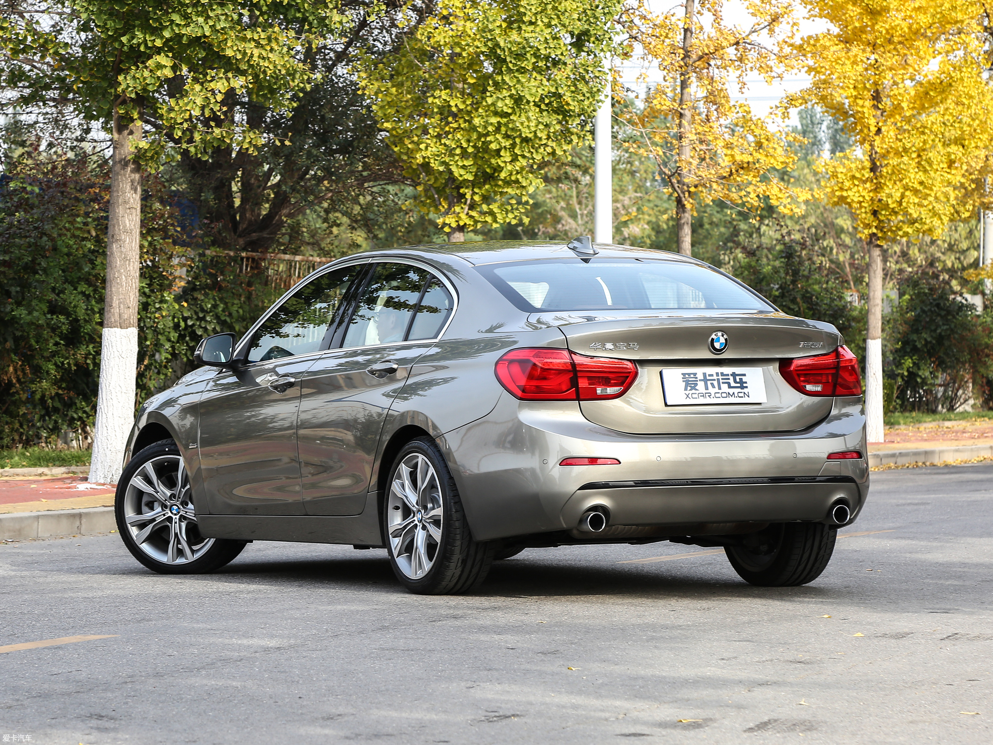 【2017款宝马1系125i 运动型_整体外观_4/2931张图片】_汽车图片大全