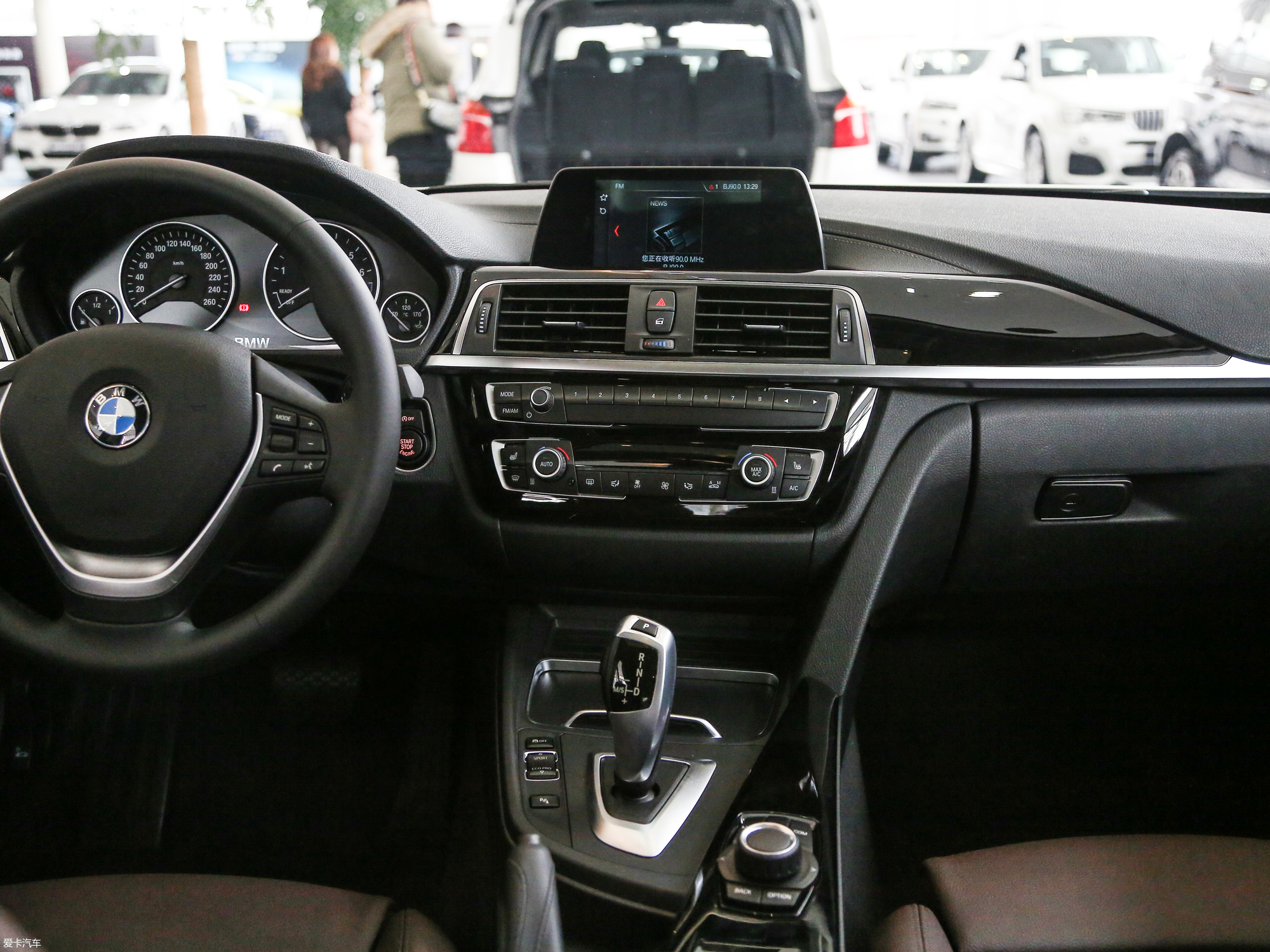 【2017款宝马3系320li xdrive 时尚型_中控区_2/280张图片】_汽车图片