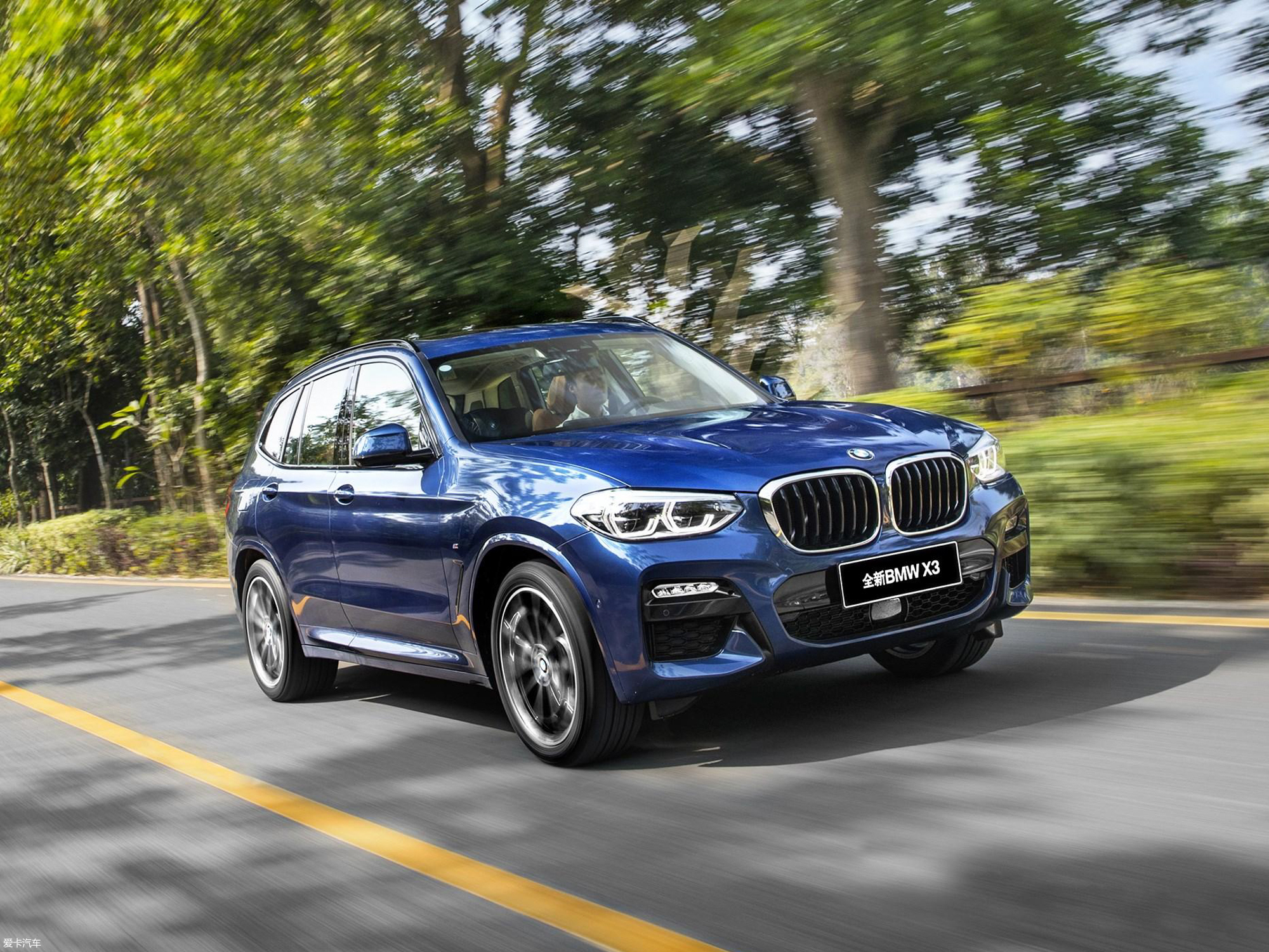 【2018款宝马x3xdrive 30i 尊享型m运动套装_整体外观_32/472张图片】
