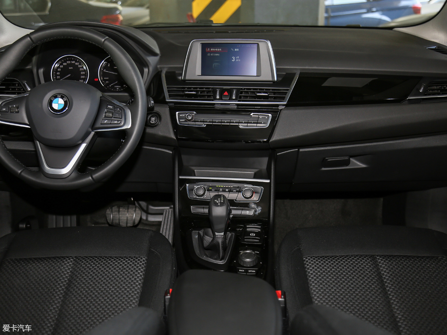 【2018款宝马2系旅行车 218i 时尚型_中控区 _6/273张图片】_汽车图片