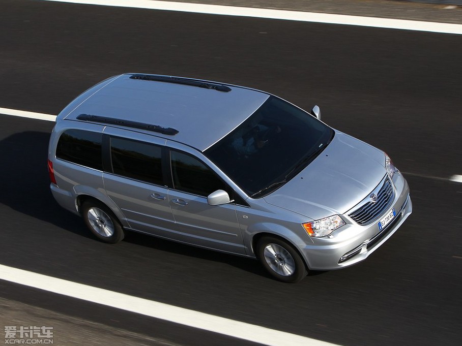 2012款蓝旗亚voyager基本型