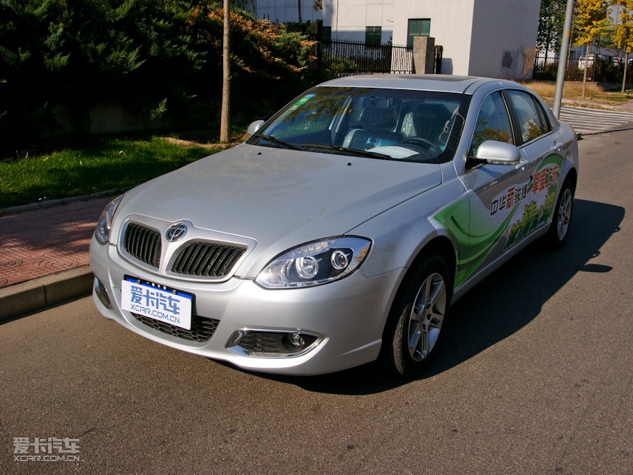 2011л 1.8L ֶ