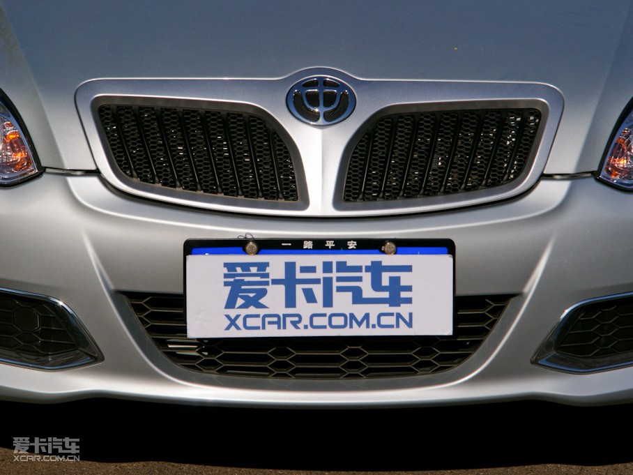 2011л 1.8L ֶ