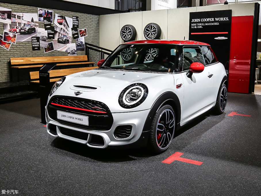 2018MINI JCW 2.0T JOHN COOPER WORKS