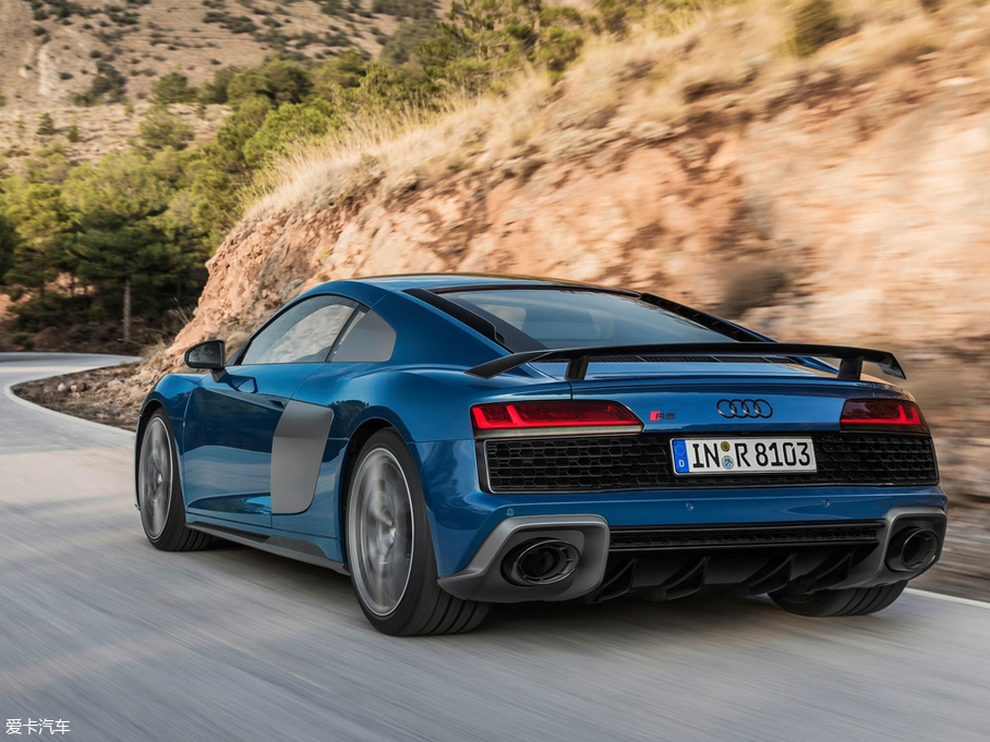 2019µR8 Coupe