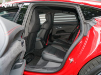 空间座椅奥迪RS e-tron GT后排空间