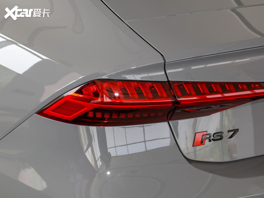 2022µRS 7 RS 7 4.0T Sportback