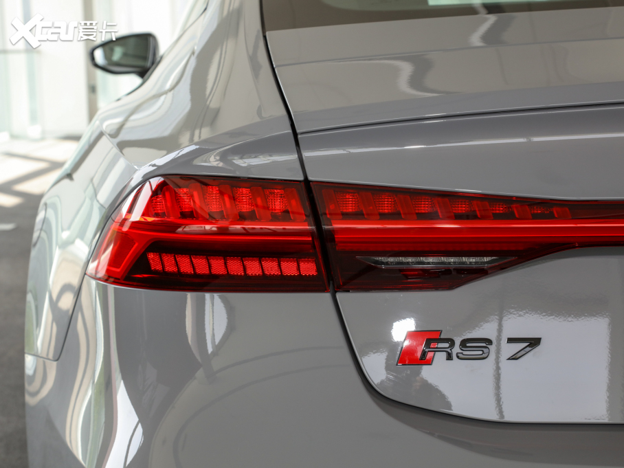 2022µRS 7 RS 7 4.0T Sportback