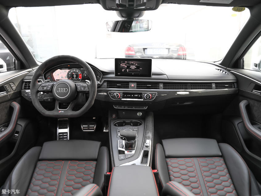 新一代奥迪RS 4 Avant上市 售82.28万元-爱卡汽车