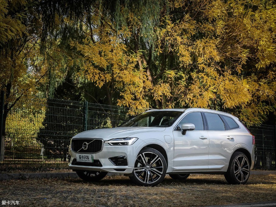 2019ֶXC60 RECHARGE T8 E춯˶ V