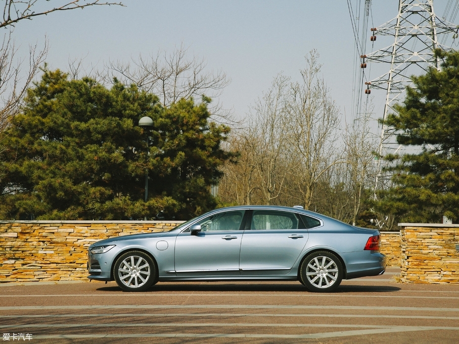 2019ֶS90 RECHARGE T8 E춯 Ű V