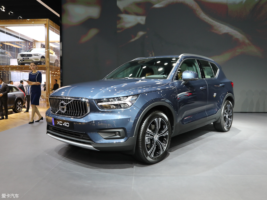 2020ֶXC40 T4  ˶