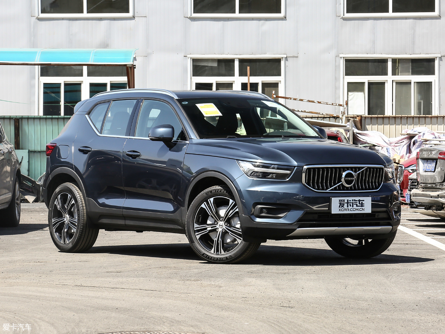 2020ֶXC40 T4  Զ